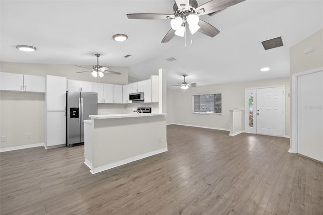 10052 SW 63RD AVENUE, Ocala, FL 34476