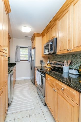156 Newton St 4, Boston, MA 02135