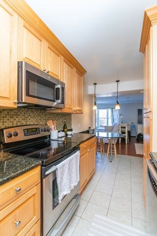 156 Newton St 4, Boston, MA 02135