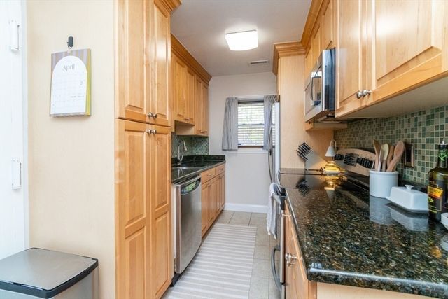 156 Newton St 4, Boston, MA 02135