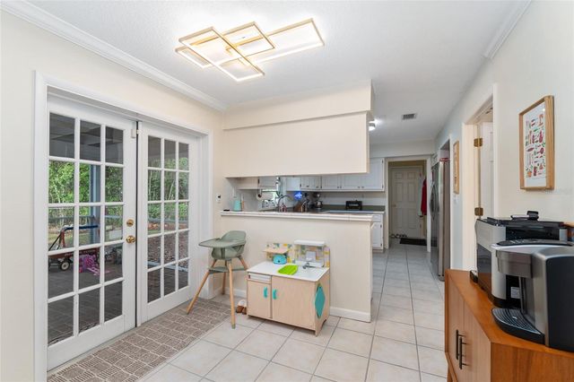 2251 NW 20TH COURT, Gainesville, FL 32605