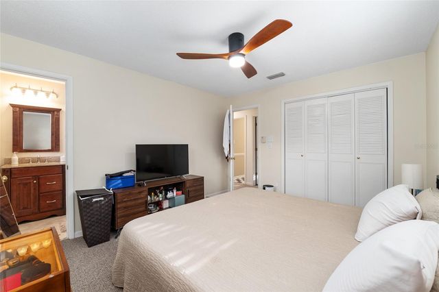 2251 NW 20TH COURT, Gainesville, FL 32605