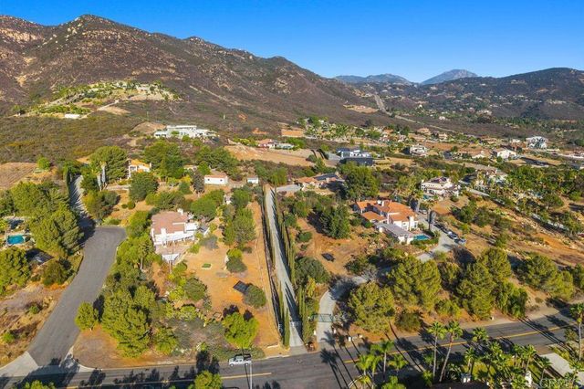 3701 Hidden Trail Drive, Jamul, CA 91935