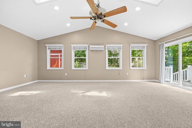 608 PLEASANTS DR, Fredericksburg, VA 22407