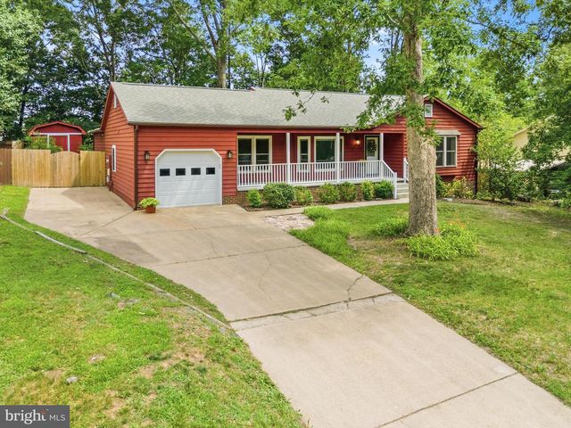 608 PLEASANTS DR, Fredericksburg, VA 22407