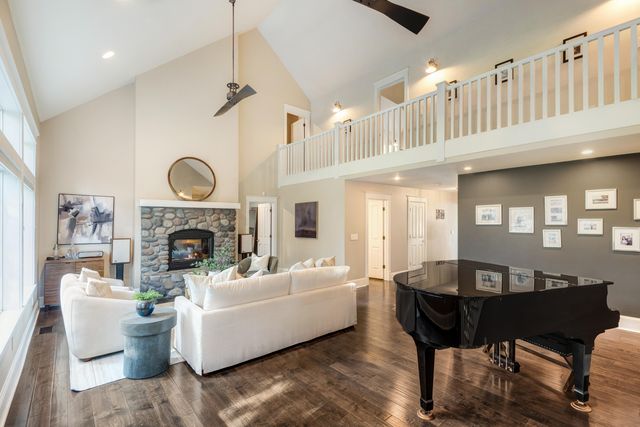 693 E Tyler Avenue, Sisters, OR 97759