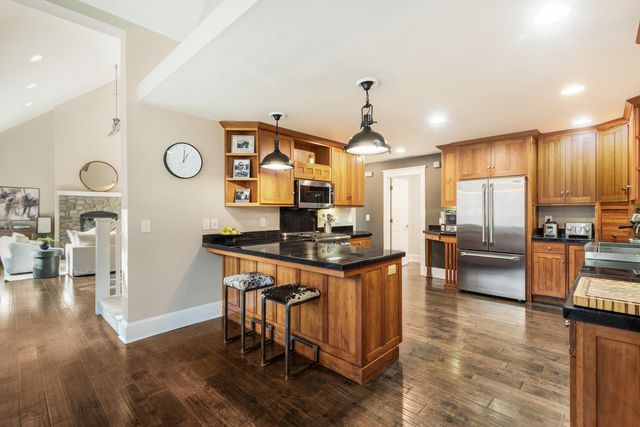 693 E Tyler Avenue, Sisters, OR 97759