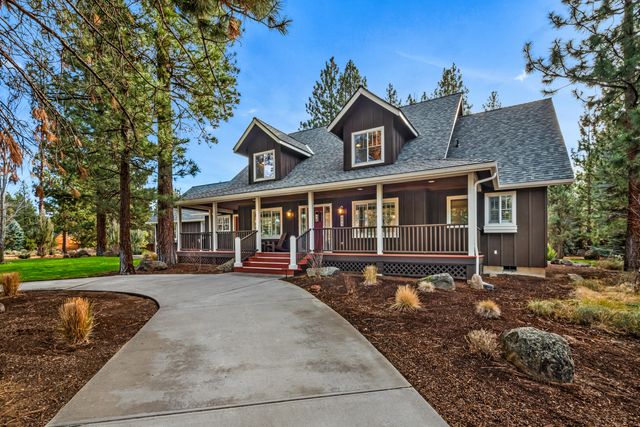 693 E Tyler Avenue, Sisters, OR 97759