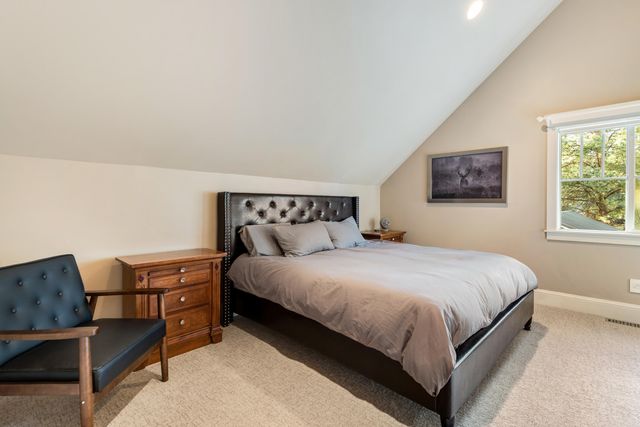 693 E Tyler Avenue, Sisters, OR 97759