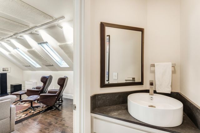 693 E Tyler Avenue, Sisters, OR 97759