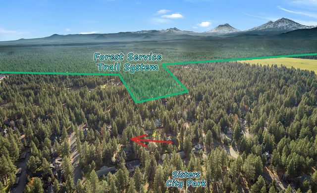 693 E Tyler Avenue, Sisters, OR 97759