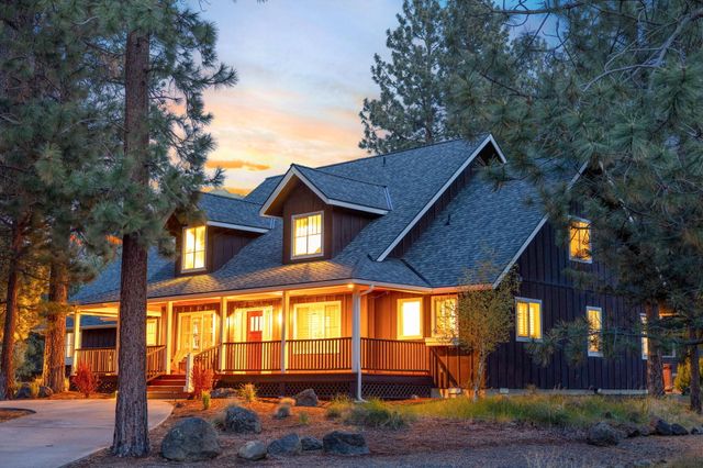 693 E Tyler Avenue, Sisters, OR 97759