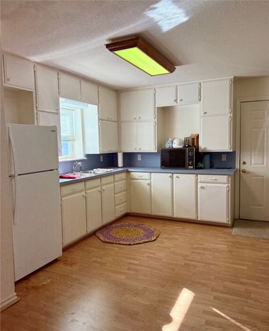 293 Pam Drive, Chico, TX 76431