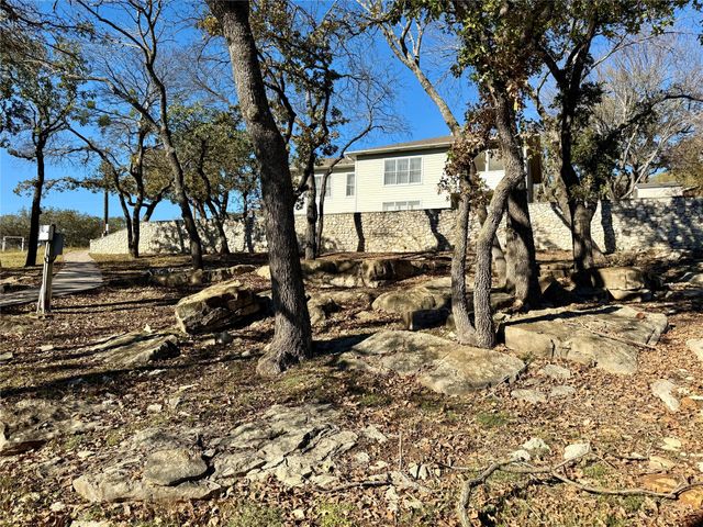 293 Pam Drive, Chico, TX 76431