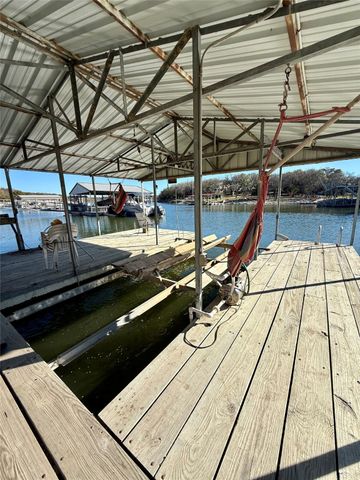 293 Pam Drive, Chico, TX 76431