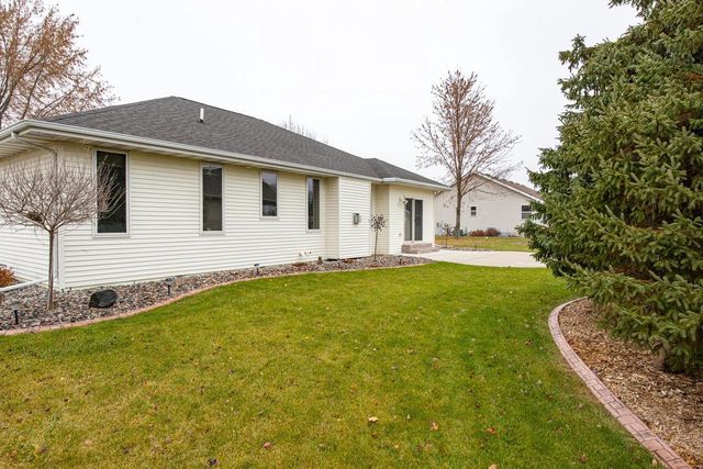 223 SUNNY MEADOWS DRIVE, Kaukauna, WI 54130