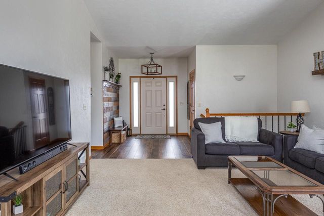 223 SUNNY MEADOWS DRIVE, Kaukauna, WI 54130