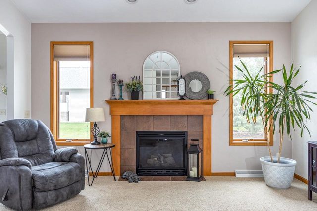 223 SUNNY MEADOWS DRIVE, Kaukauna, WI 54130