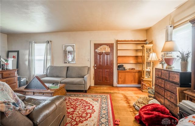 1003 S Mulberry Street, Troy, OH 45373