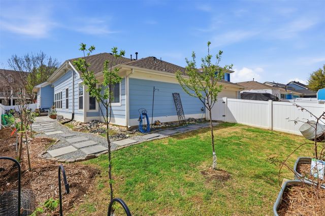 1505 Carriage Lane, Savannah, TX 76227