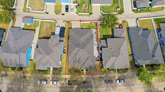 1505 Carriage Lane, Savannah, TX 76227