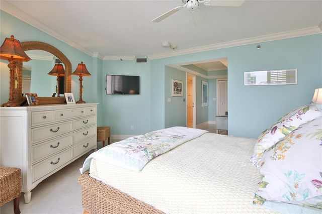 775 LONGBOAT CLUB ROAD 904, Longboat Key, FL 34228