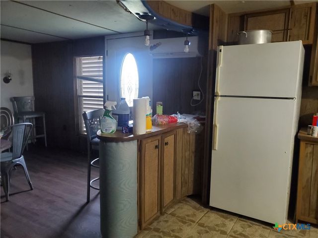 95 Kellie Lane, Seadrift, TX 77983