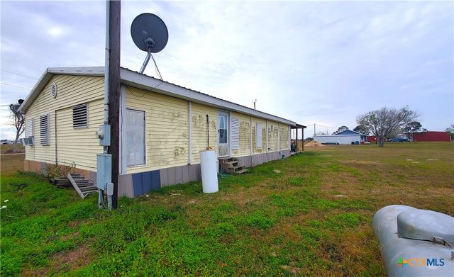 95 Kellie Lane, Seadrift, TX 77983