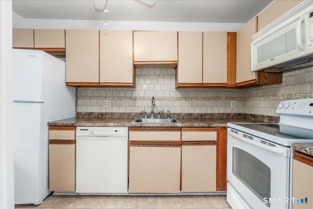 2437 Bedford Street B1, Stamford, CT 06905