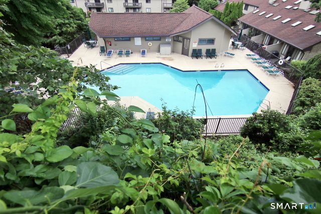 2437 Bedford Street B1, Stamford, CT 06905