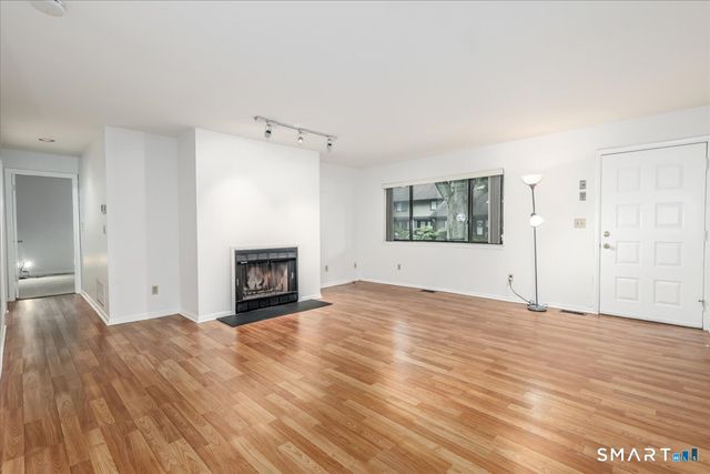 2437 Bedford Street B1, Stamford, CT 06905