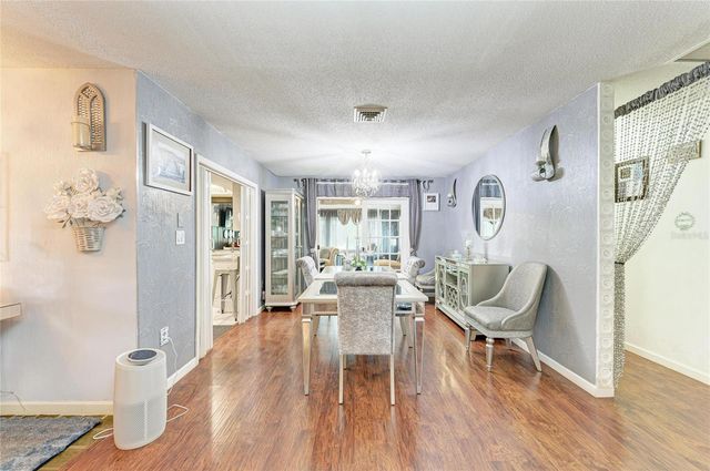 7236 LAS CASAS DR, Sarasota, FL 34243