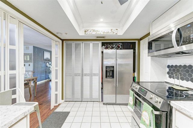 7236 LAS CASAS DR, Sarasota, FL 34243