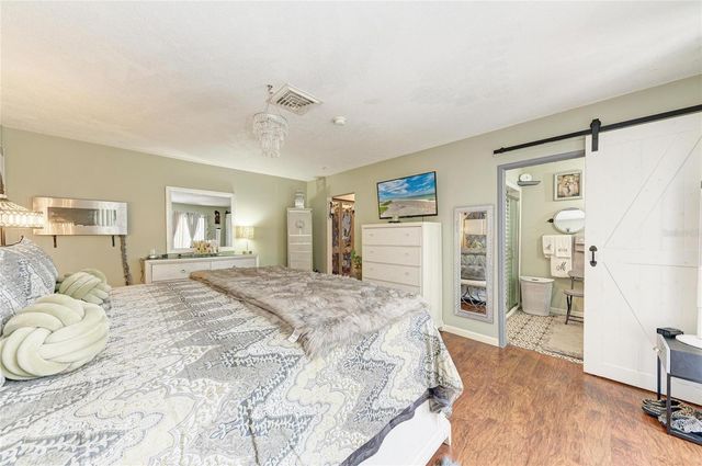 7236 LAS CASAS DR, Sarasota, FL 34243