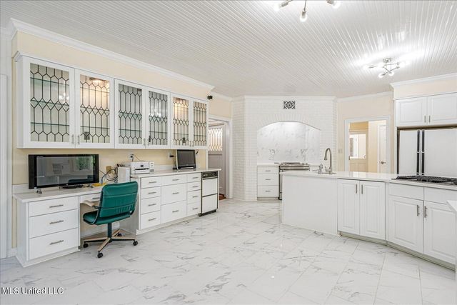 1590 Epping Forest Drive, Southaven, MS 38671