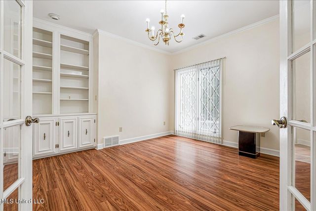 1590 Epping Forest Drive, Southaven, MS 38671