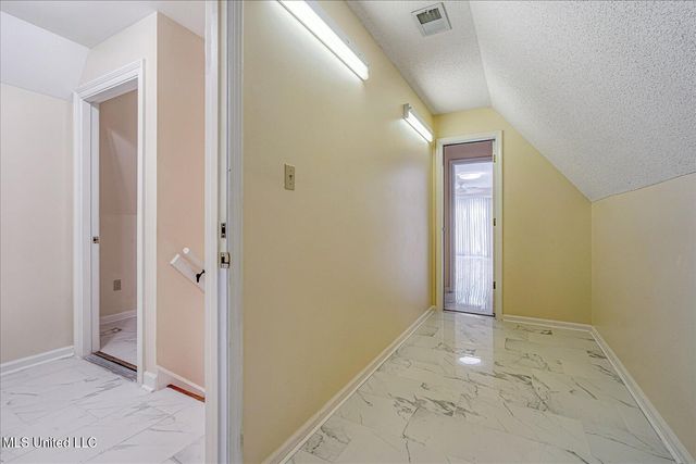 1590 Epping Forest Drive, Southaven, MS 38671