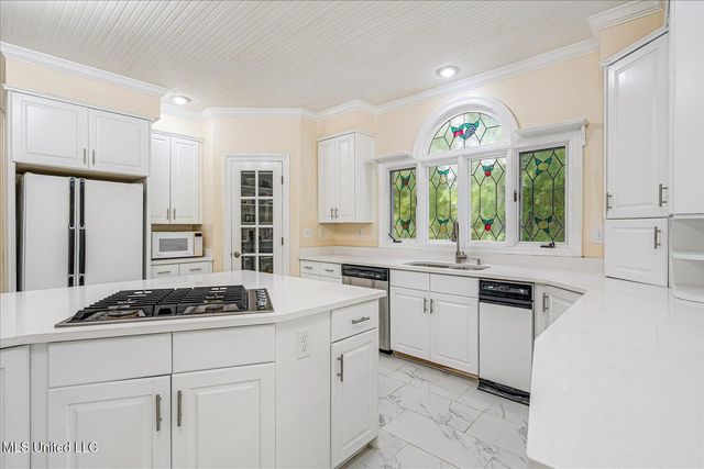 1590 Epping Forest Drive, Southaven, MS 38671