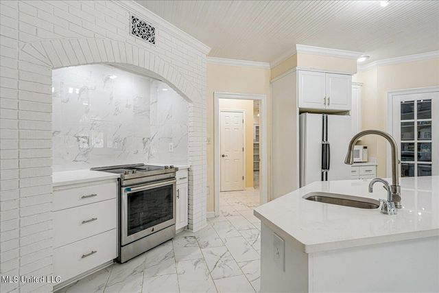 1590 Epping Forest Drive, Southaven, MS 38671