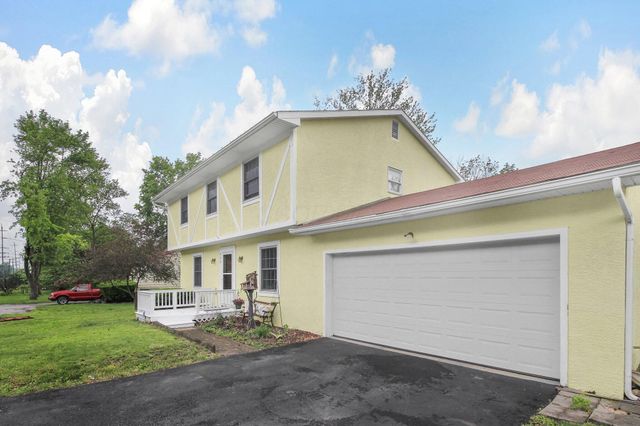 883 Mcnaughten Road, Columbus, OH 43213