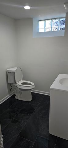 10476 DUPREY Street, Detroit, MI 48224