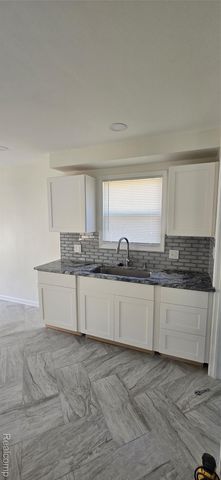 10476 DUPREY Street, Detroit, MI 48224