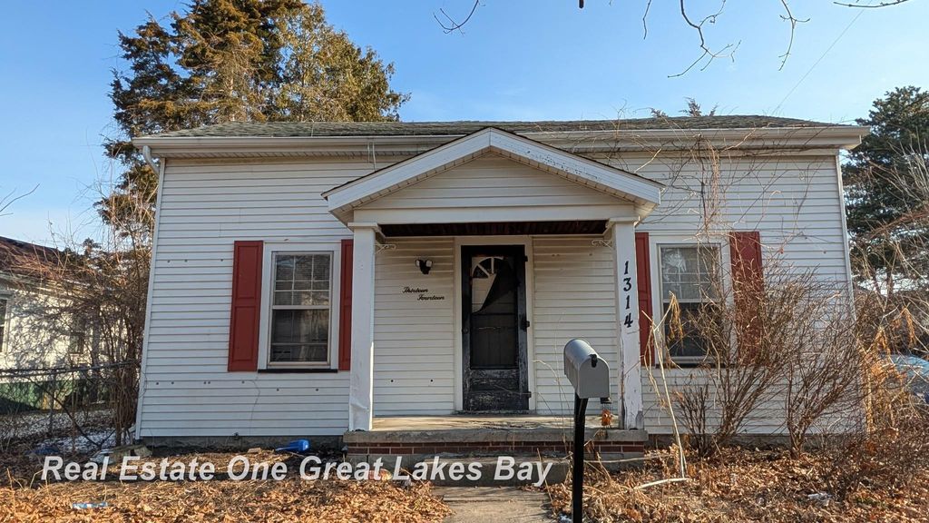 1314 Adams Street, Saginaw, MI 48602