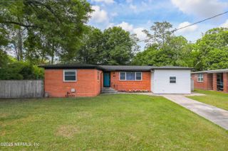 3742 BARMER Drive, Jacksonville, FL 32210