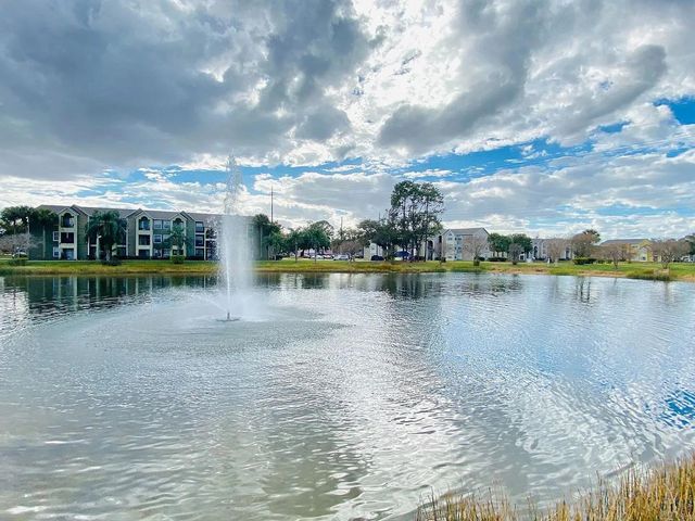 4704 WALDEN CIRCLE 26, Orlando, FL 32811