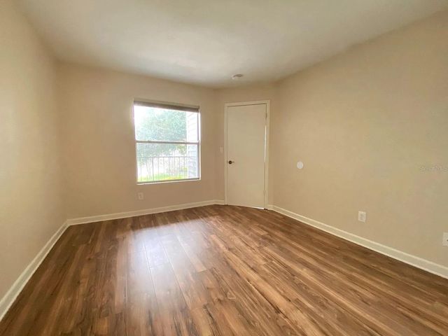 4704 WALDEN CIRCLE 26, Orlando, FL 32811