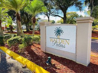 4704 WALDEN CIRCLE 26, Orlando, FL 32811
