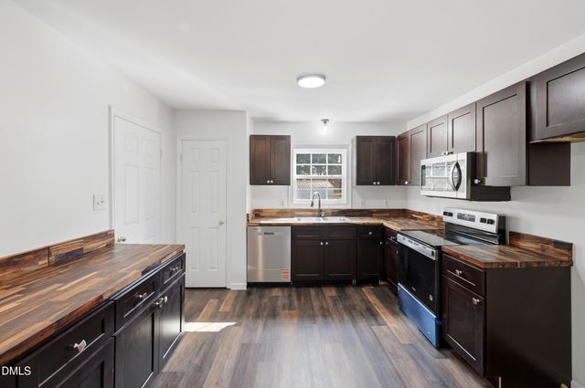 2901 Wicklow Place, Raleigh, NC 27604