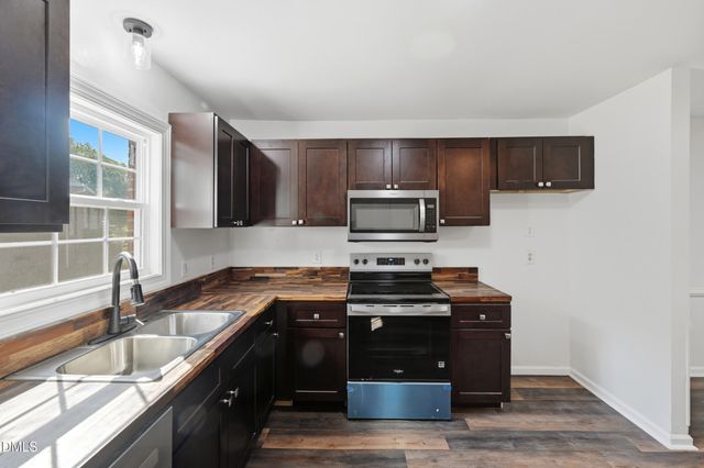 2901 Wicklow Place, Raleigh, NC 27604