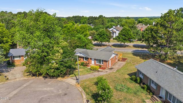 2901 Wicklow Place, Raleigh, NC 27604